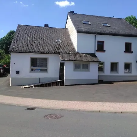 Grosslangenfeld 度假居 *