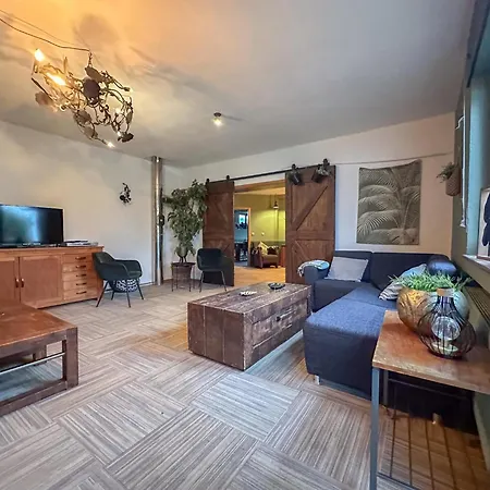 Grosslangenfeld 度假居